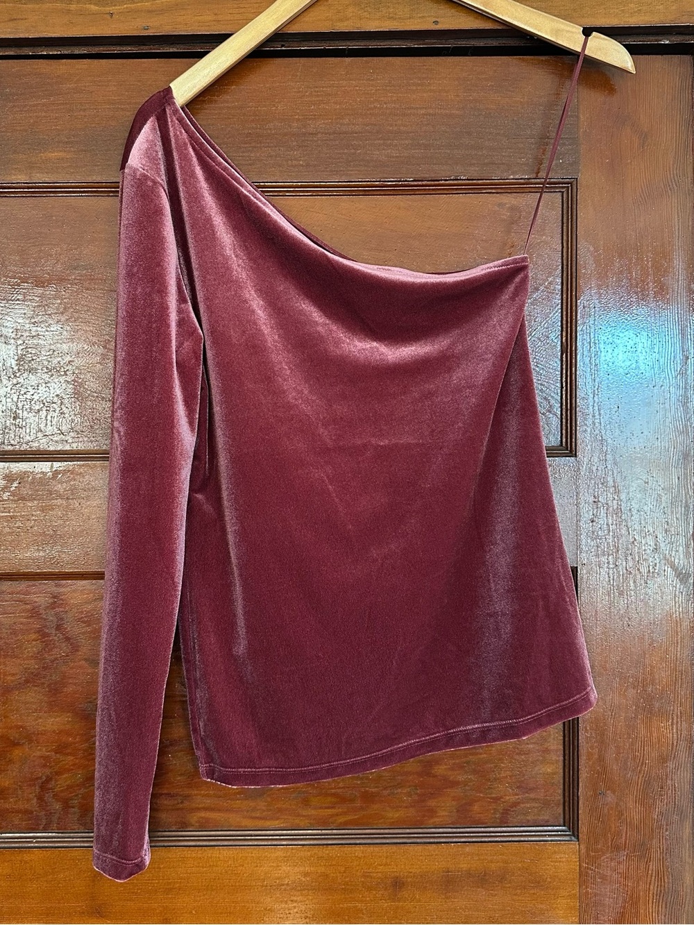 Old Navy Mauve One Sleeve Velvet Top Size Medium Party Holiday New Year